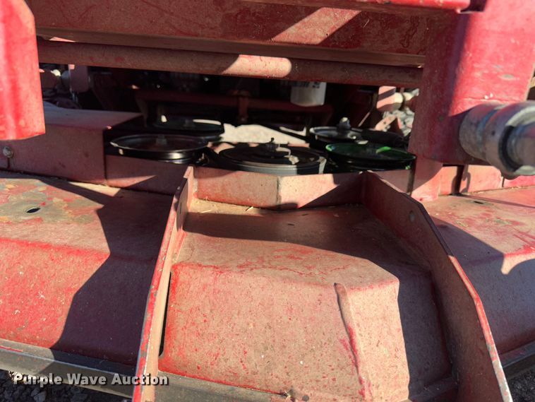 image for item JD9776 Ferris ISE 3100  ZTR lawn mower