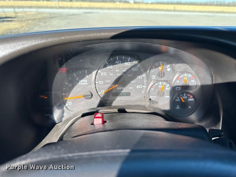 image for item JD9778 2008 Chevrolet C7500  utility / service truck