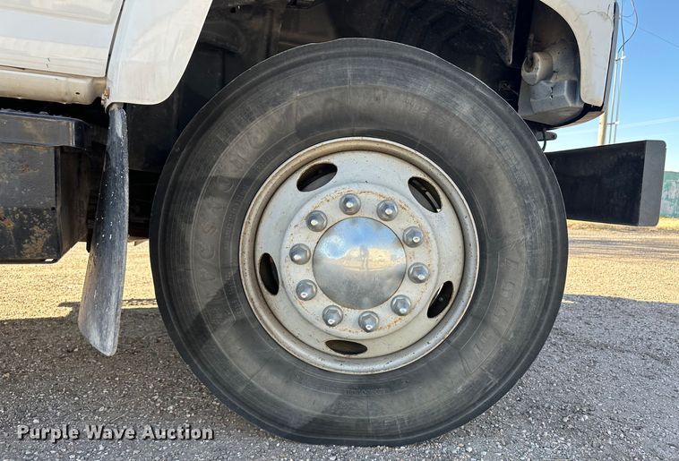 image for item JD9778 2008 Chevrolet C7500  utility / service truck