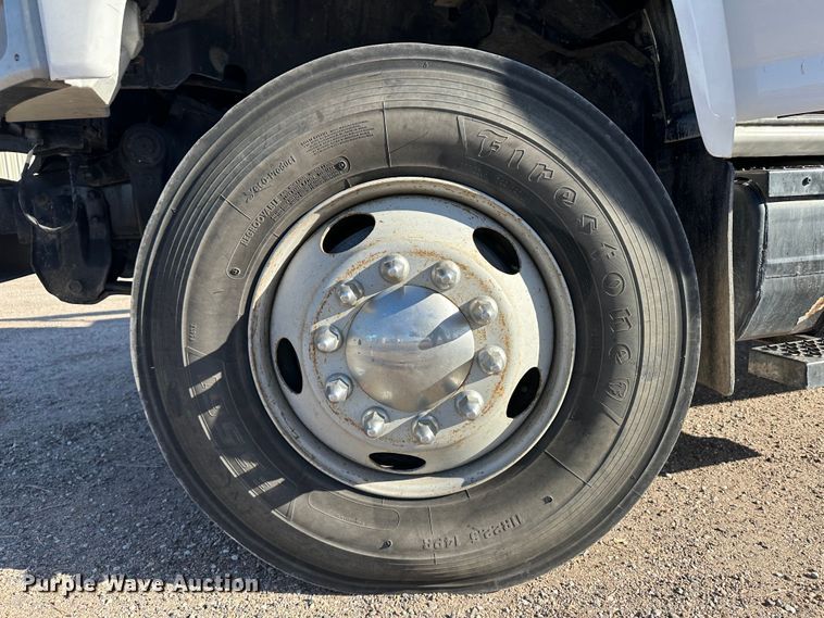 image for item JD9778 2008 Chevrolet C7500  utility / service truck