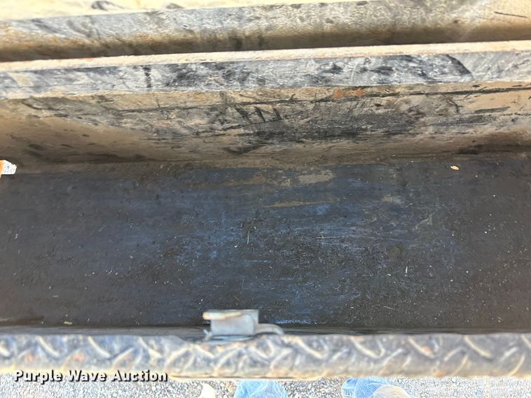 image for item JD9779 2013 PJ  flatbed trailer