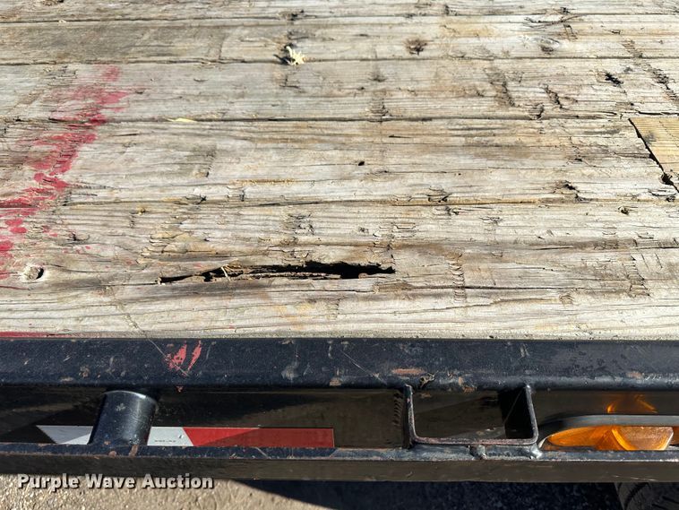 image for item JD9779 2013 PJ  flatbed trailer