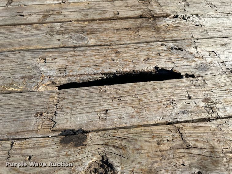 image for item JD9779 2013 PJ  flatbed trailer