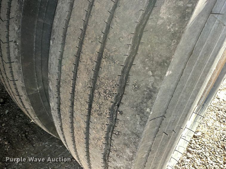 image for item JD9779 2013 PJ  flatbed trailer