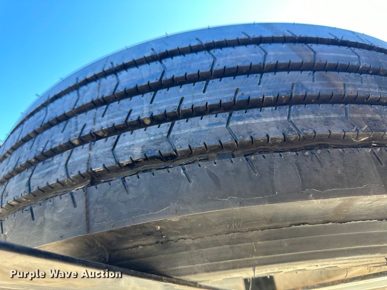 image for item JD9779 2013 PJ  flatbed trailer