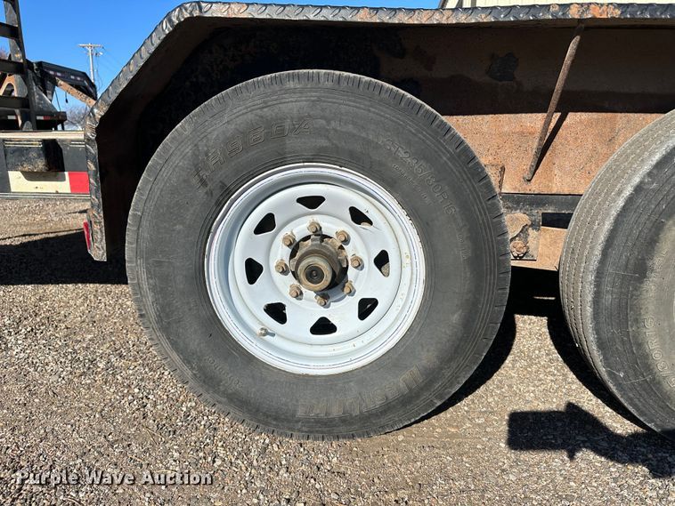 image for item JD9780 2012 PJ  flatbed trailer