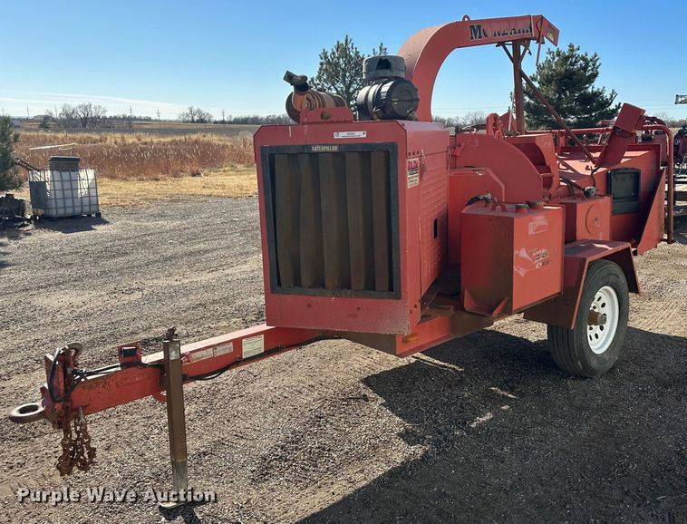 image for item JD9781 2009 Morbark M12D  wood chipper