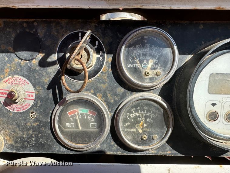 image for item JD9781 2009 Morbark M12D  wood chipper