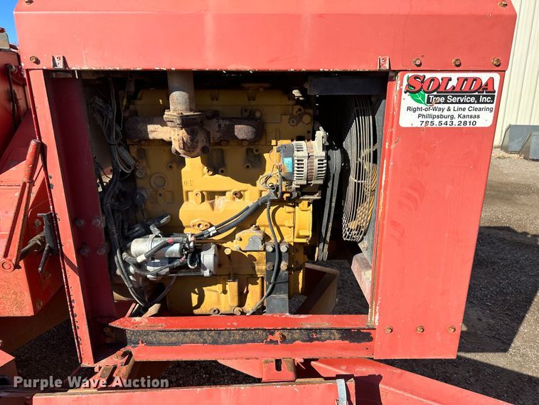 image for item JD9781 2009 Morbark M12D  wood chipper