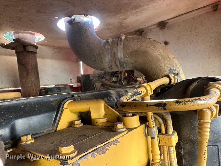 image for item JD9781 2009 Morbark M12D  wood chipper