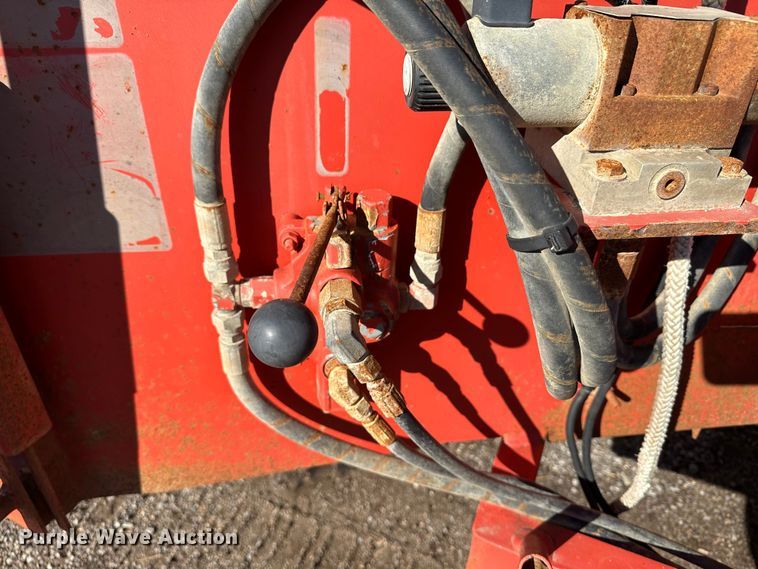 image for item JD9781 2009 Morbark M12D  wood chipper