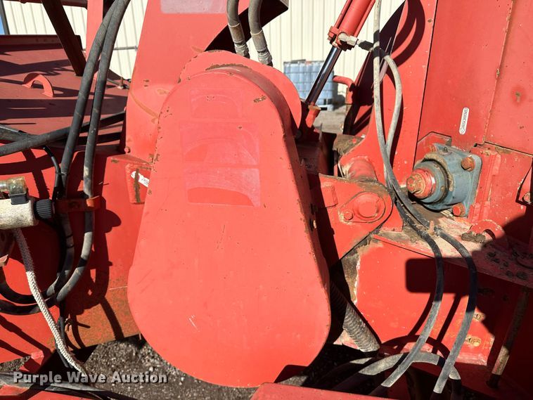 image for item JD9781 2009 Morbark M12D  wood chipper