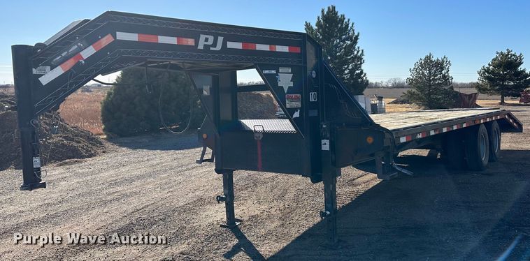 image for item JD9782 2009 PJ FD252  flatbed trailer