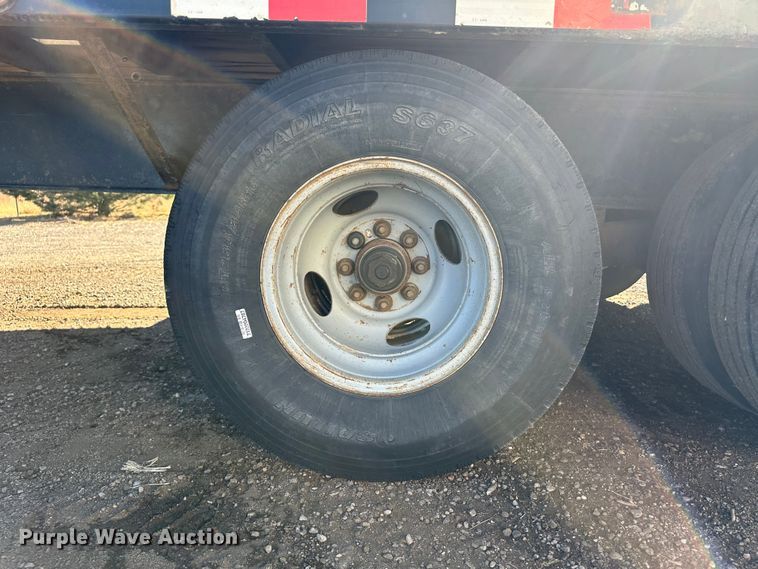 image for item JD9782 2009 PJ FD252  flatbed trailer