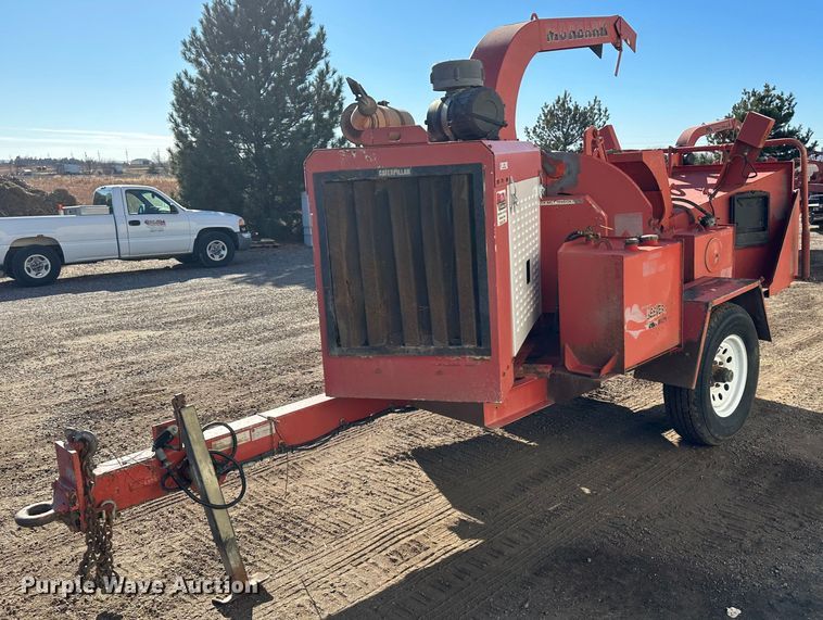 image for item JD9783 2009 Morbark  wood chipper