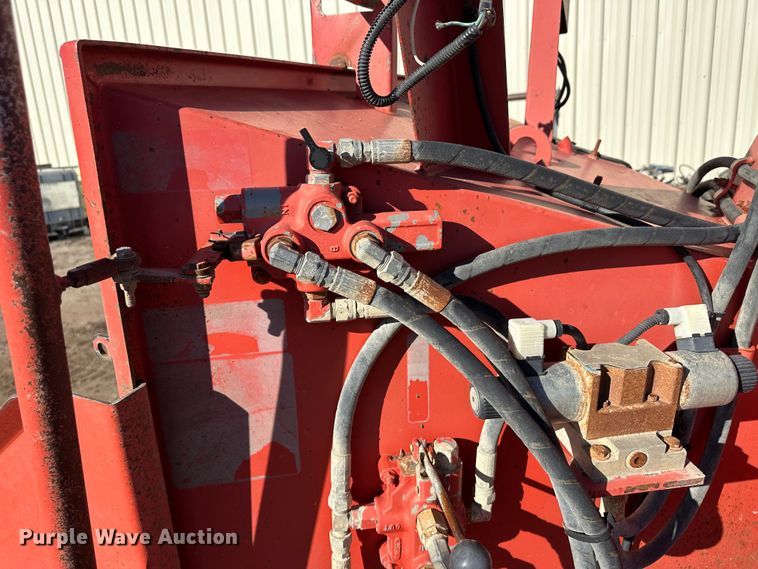 image for item JD9783 2009 Morbark  wood chipper