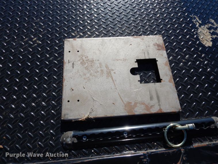 image for item JK9072 Cm Truck Beds 1530182  flatbed