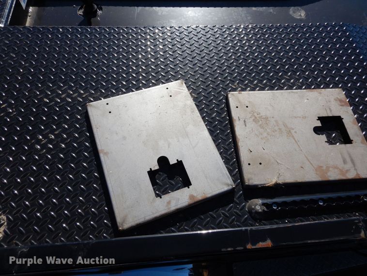 image for item JK9072 Cm Truck Beds 1530182  flatbed