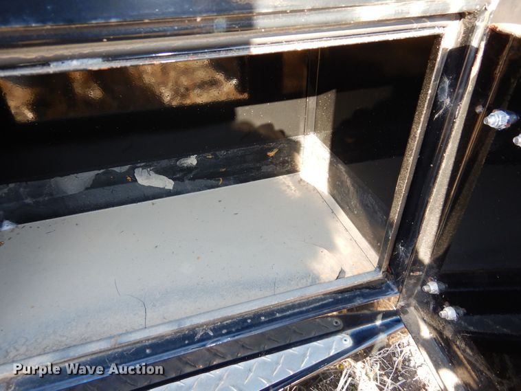 image for item JK9072 Cm Truck Beds 1530182  flatbed