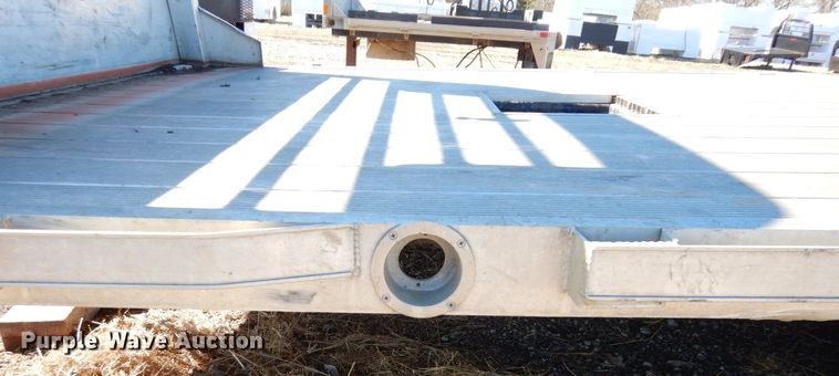 image for item JK9077 Cm Truck Beds ALSK-30946034SD  flatbed