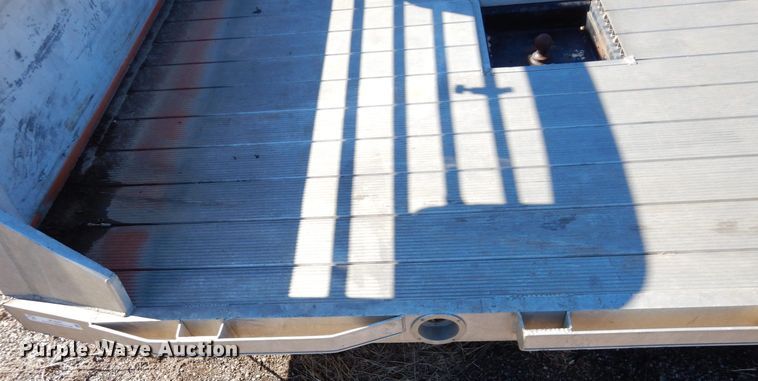 image for item JK9077 Cm Truck Beds ALSK-30946034SD  flatbed
