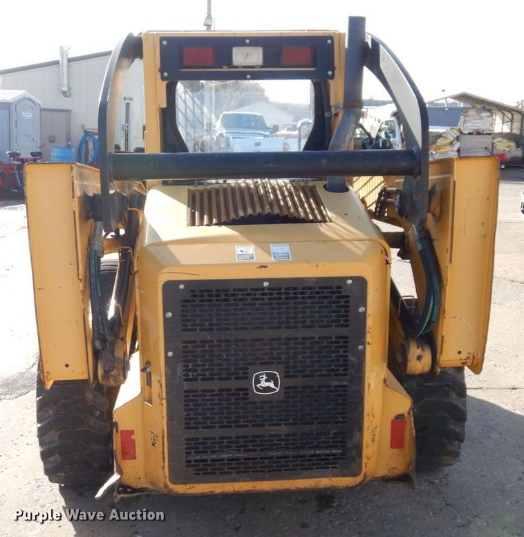 image for item JK9085 2007 John Deere 325  skid steer loader