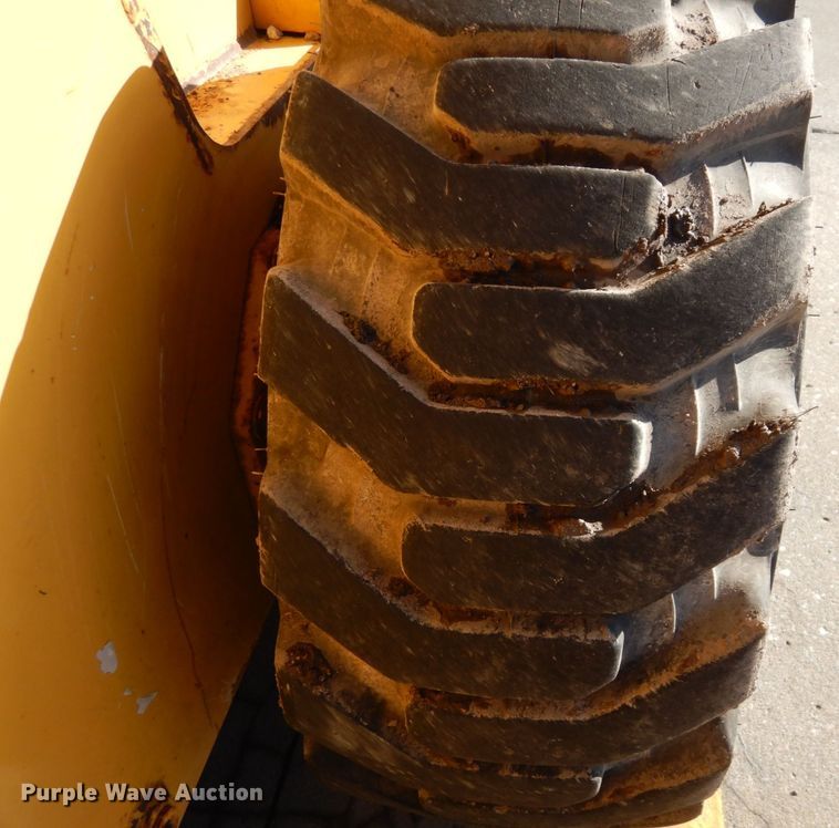 image for item JK9085 2007 John Deere 325  skid steer loader