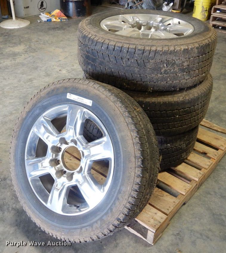 image for item JK9126 (4) LT265/60R20 Goodyear Wrangler SR-A