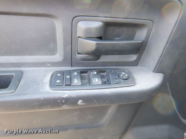 image for item JL9765 2011 Dodge  Ram 5500HD  Crew Cab utility / service truck