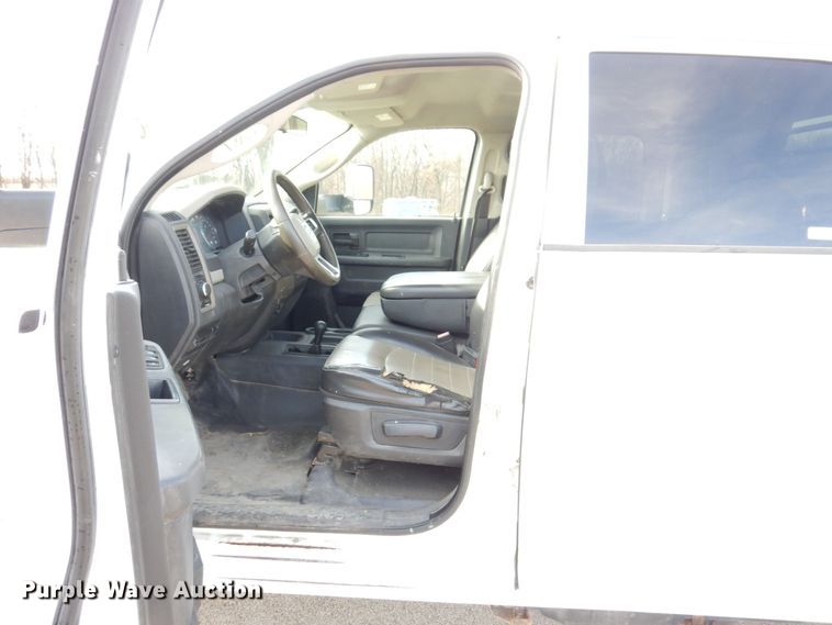 image for item JL9765 2011 Dodge  Ram 5500HD  Crew Cab utility / service truck