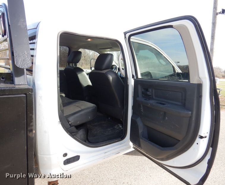 image for item JL9765 2011 Dodge  Ram 5500HD  Crew Cab utility / service truck