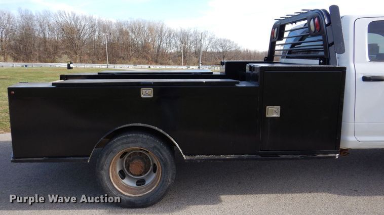 image for item JL9765 2011 Dodge  Ram 5500HD  Crew Cab utility / service truck