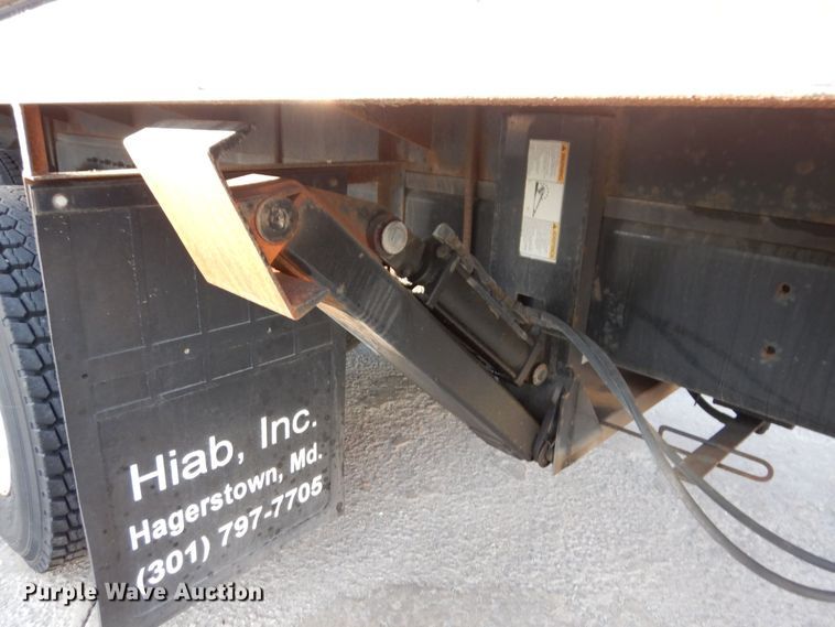 image for item JL9769 2004 Freightliner FL80  flatbed truck