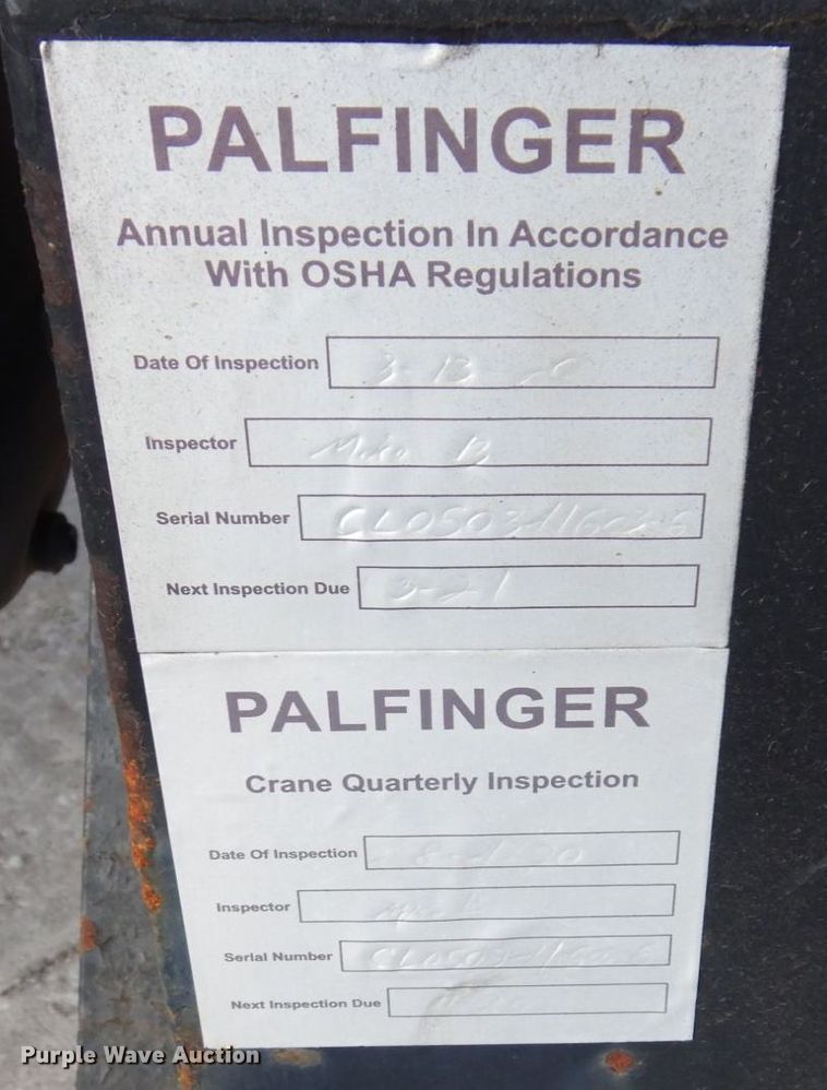 image for item JL9769 2004 Freightliner FL80  flatbed truck