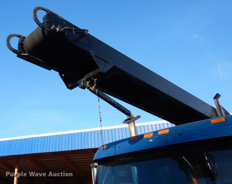 image for item JL9769 2004 Freightliner FL80  flatbed truck