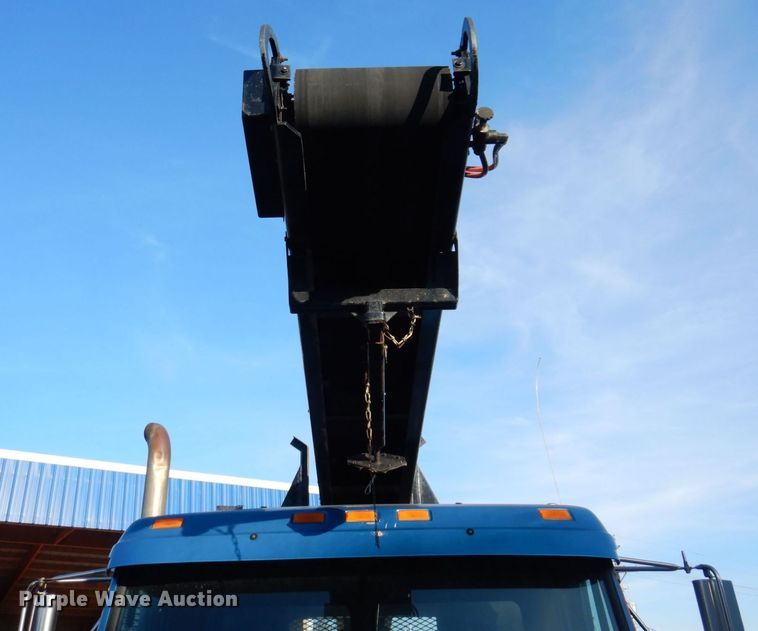 image for item JL9769 2004 Freightliner FL80  flatbed truck