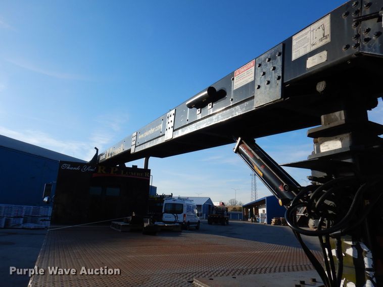 image for item JL9769 2004 Freightliner FL80  flatbed truck