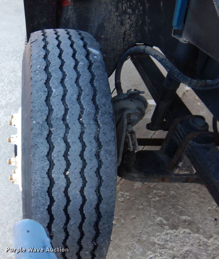 image for item JL9769 2004 Freightliner FL80  flatbed truck