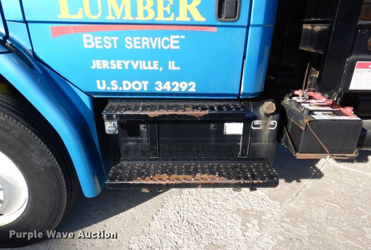 image for item JL9770 2004 Freightliner FL80  flatbed truck