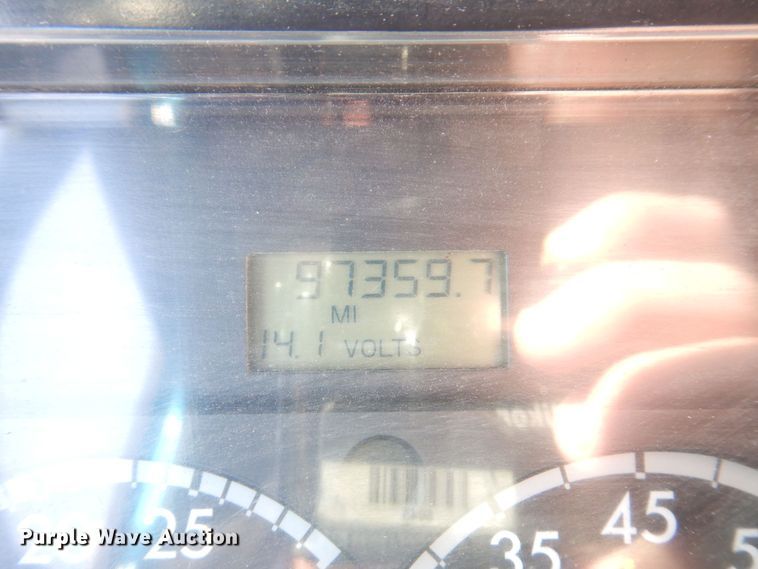 image for item JL9770 2004 Freightliner FL80  flatbed truck