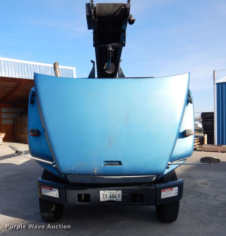 image for item JL9770 2004 Freightliner FL80  flatbed truck