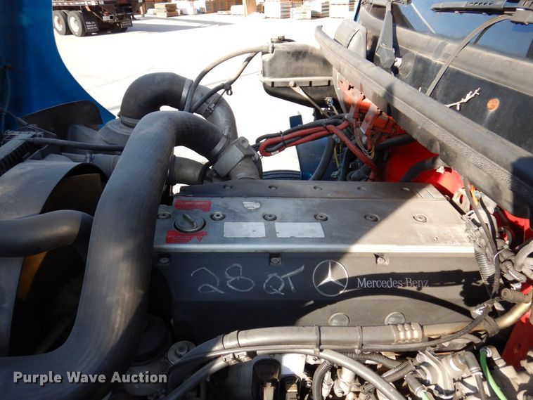 image for item JL9770 2004 Freightliner FL80  flatbed truck