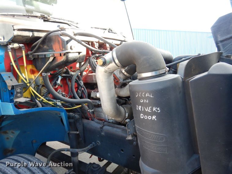 image for item JL9770 2004 Freightliner FL80  flatbed truck