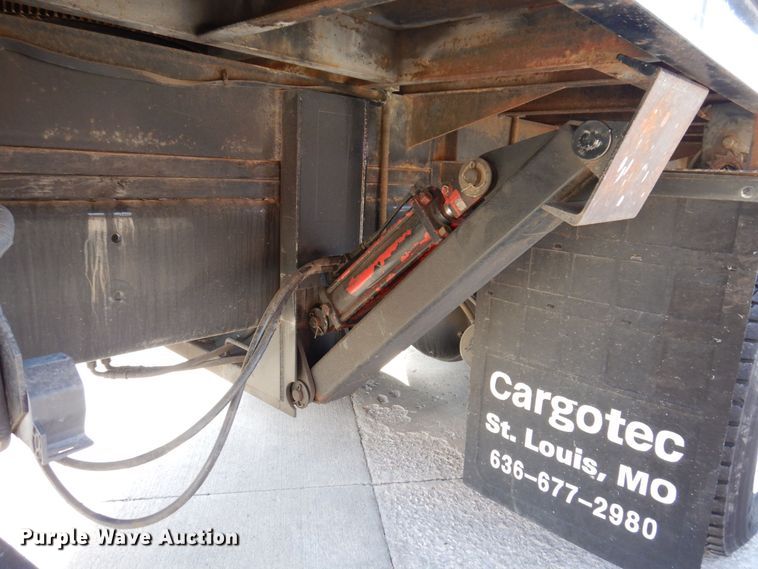 image for item JL9770 2004 Freightliner FL80  flatbed truck