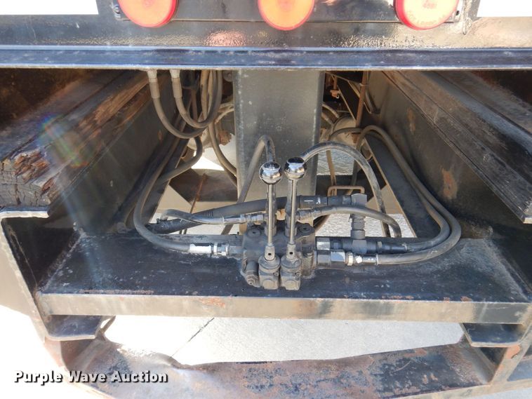 image for item JL9770 2004 Freightliner FL80  flatbed truck