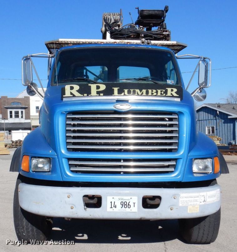 image for item JL9771 2000 Sterling LT9500  crane truck