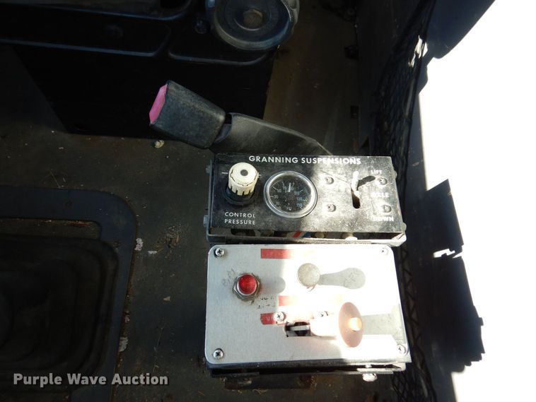 image for item JL9771 2000 Sterling LT9500  crane truck