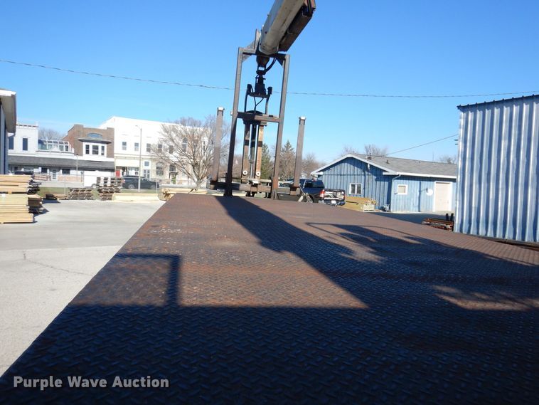 image for item JL9771 2000 Sterling LT9500  crane truck