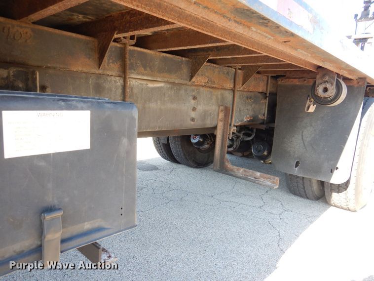 image for item JL9771 2000 Sterling LT9500  crane truck