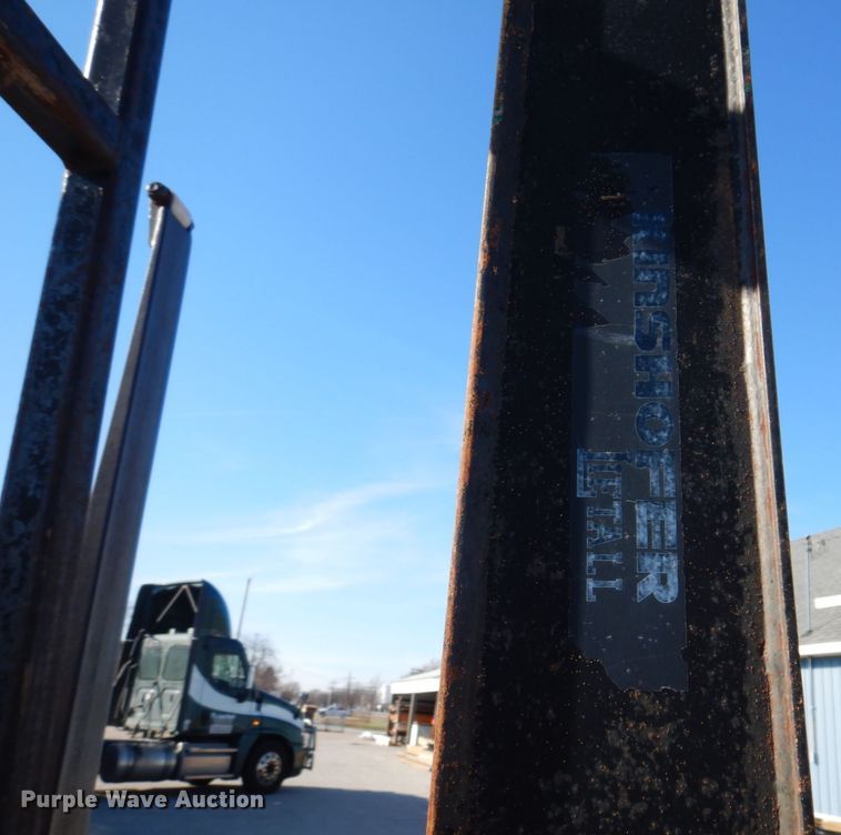 image for item JL9771 2000 Sterling LT9500  crane truck